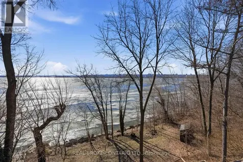 868 Danforth Place Burlington (bayview) ON L7T 1S2