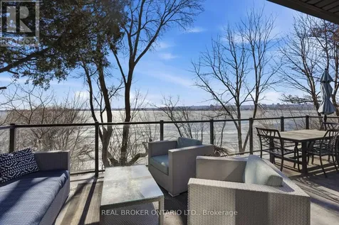 868 Danforth Place Burlington (bayview) ON L7T 1S2