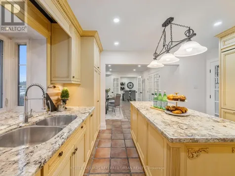 17 Sleepy Hollow Lane Whitchurch-stouffville ON L4A 3G7