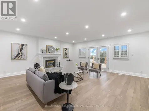 17 Sleepy Hollow Lane Whitchurch-stouffville ON L4A 3G7