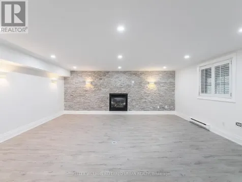 17 Sleepy Hollow Lane Whitchurch-stouffville ON L4A 3G7