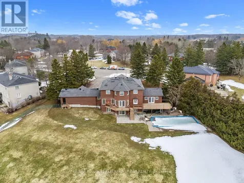 17 Sleepy Hollow Lane Whitchurch-stouffville ON L4A 3G7
