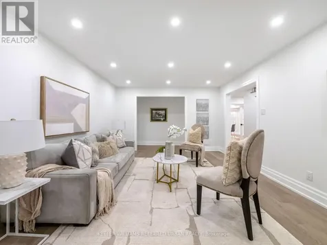 17 Sleepy Hollow Lane Whitchurch-stouffville ON L4A 3G7