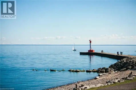 21 Block Oakville ON L6J 2B7