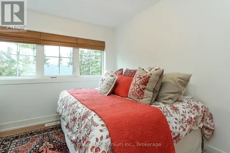 35 Linda Lane Wasaga Beach ON L9Z 2C7