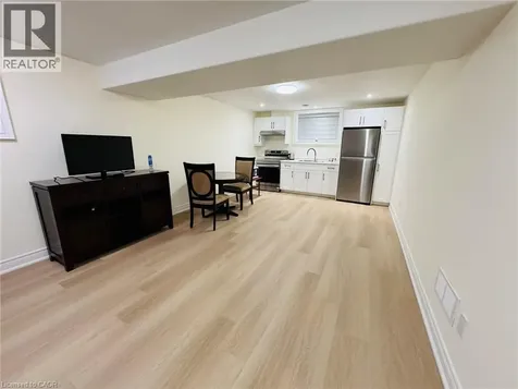 8901 Angie Drive Niagara Falls ON L2H 0H9
