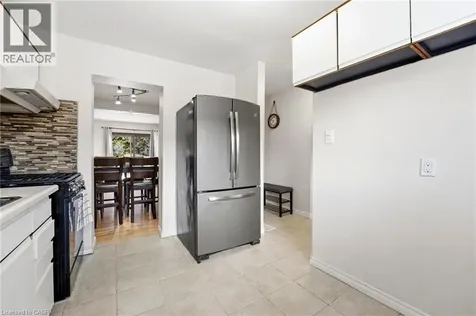 25 Garrow Drive Hamilton ON L9C 2X2
