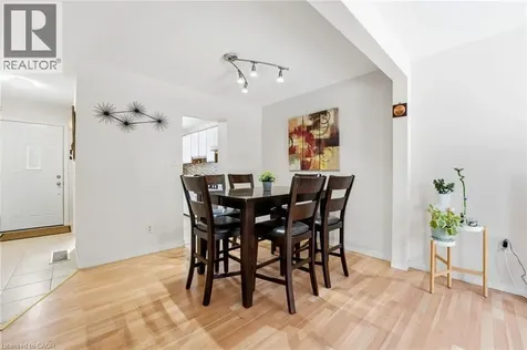 25 Garrow Drive Hamilton ON L9C 2X2