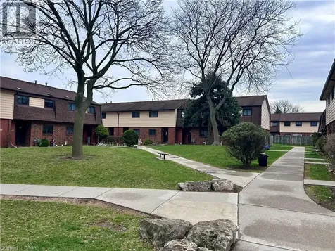 25 Garrow Drive Hamilton ON L9C 2X2