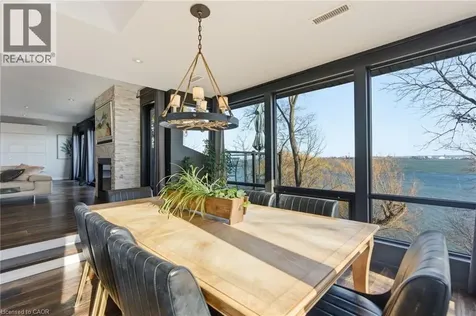 868 Danforth Place Burlington ON L7T 1S2