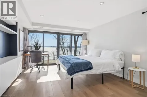 868 Danforth Place Burlington ON L7T 1S2