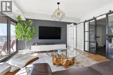 868 Danforth Place Burlington ON L7T 1S2