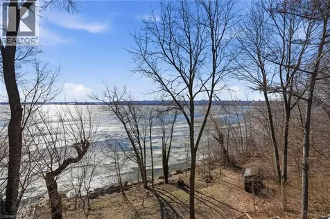 868 Danforth Place Burlington ON L7T 1S2