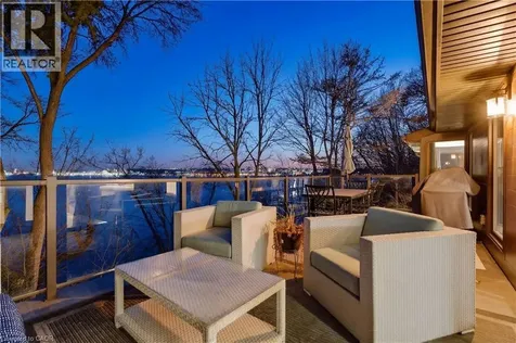 868 Danforth Place Burlington ON L7T 1S2
