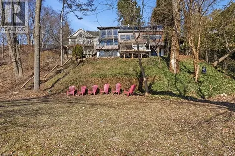 868 Danforth Place Burlington ON L7T 1S2