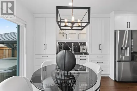 28 Weir Crescent St. Thomas ON N5R 0L7
