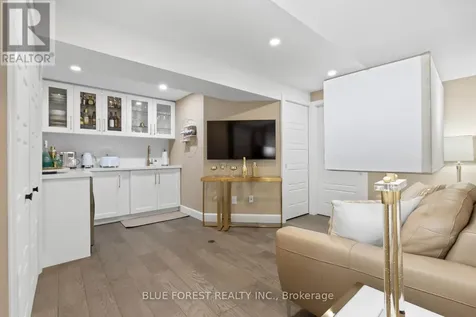 28 Weir Crescent St. Thomas ON N5R 0L7