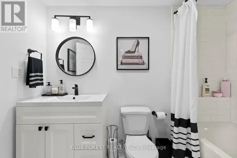 28 Weir Crescent St. Thomas ON N5R 0L7