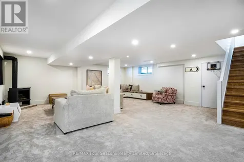 141 Aspen Way Blue Mountains ON L9Y 0S7