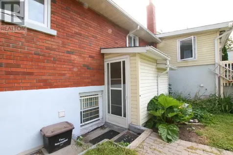 316 Lafontaine Avenue Ottawa ON K1L 6X2