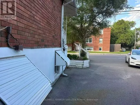 316 Lafontaine Avenue Ottawa ON K1L 6X2