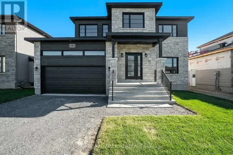 619 Geneva Crescent Russell ON K0A 1W0