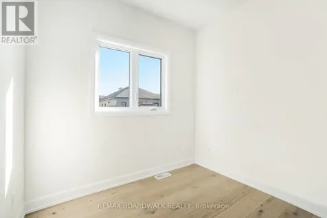 619 Geneva Crescent Russell ON K0A 1W0