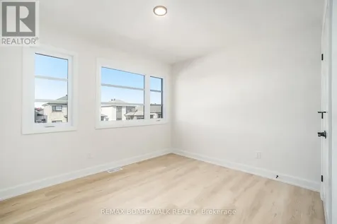 619 Geneva Crescent Russell ON K0A 1W0