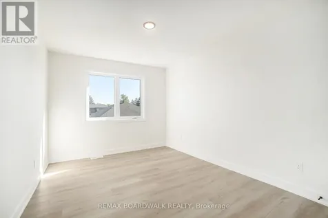 619 Geneva Crescent Russell ON K0A 1W0