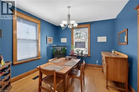 113 Freelton Road Freelton ON L8B 0Z3