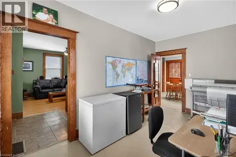 113 Freelton Road Freelton ON L8B 0Z3