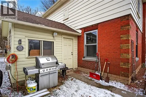 113 Freelton Road Freelton ON L8B 0Z3