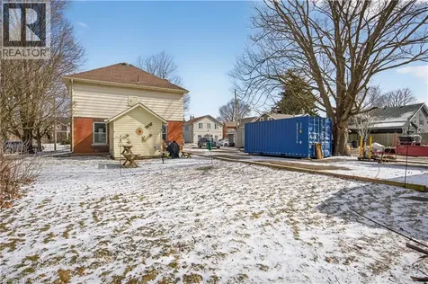113 Freelton Road Freelton ON L8B 0Z3