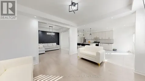 2885 Foxden Square Pickering ON L1X 0N9