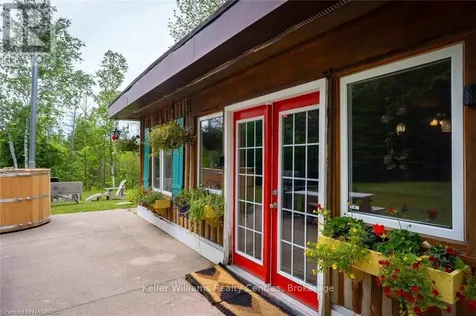 31 Montrose Street South Bruce Peninsula ON N0H 2T0