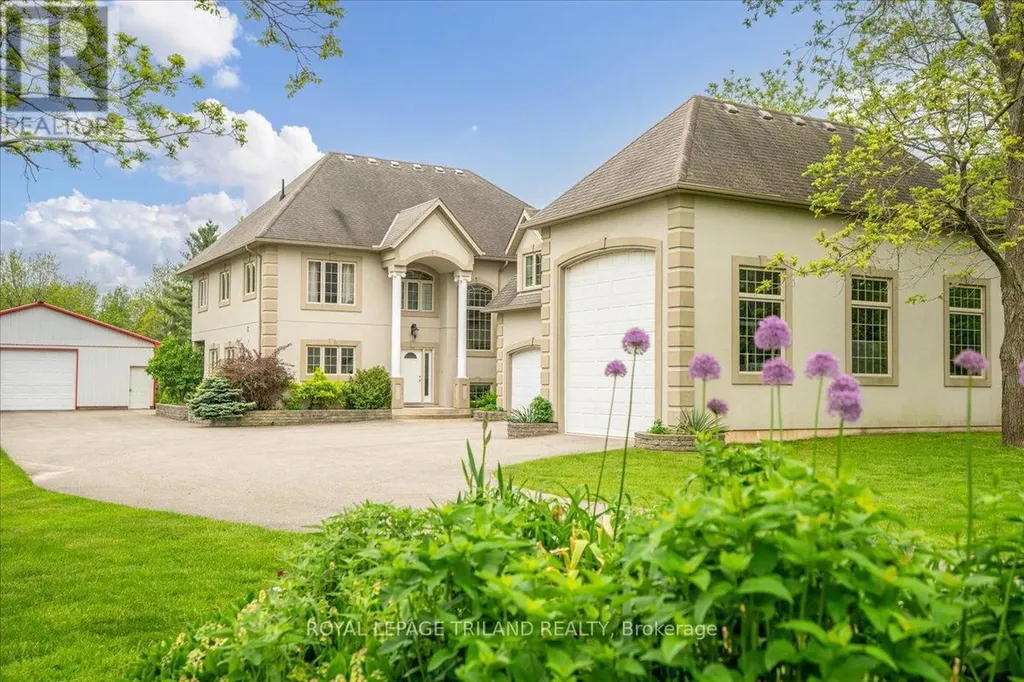 3115 Napperton Drive Adelaide Metcalfe ON N7G 3H8