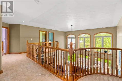 3115 Napperton Drive Adelaide Metcalfe ON N7G 3H8