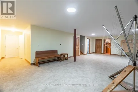 3115 Napperton Drive Adelaide Metcalfe ON N7G 3H8