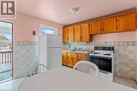 626 13th Avenue Hanover ON N4N 2X1