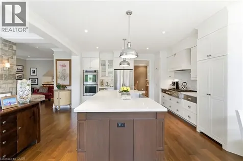 67 Alma Street Dundas ON L9H 2E3