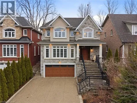 67 Alma Street Dundas ON L9H 2E3