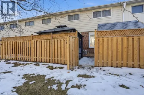 92 St. Andrews Drive Hamilton ON L8K 6H4