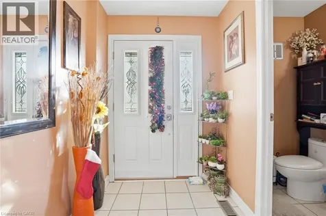 92 St. Andrews Drive Hamilton ON L8K 6H4