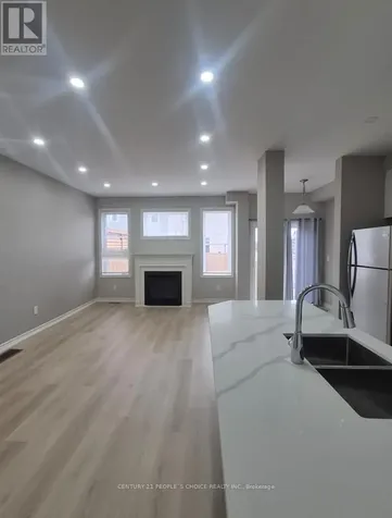 5 Gregory Avenue Collingwood ON L9Y 0Z5