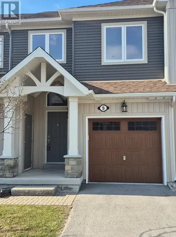 5 Gregory Avenue Collingwood ON L9Y 0Z5