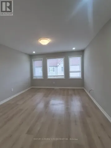 5 Gregory Avenue Collingwood ON L9Y 0Z5