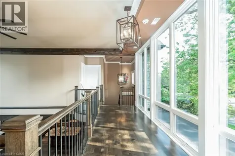 253 Rossmore Boulevard Burlington ON L7N 1R4