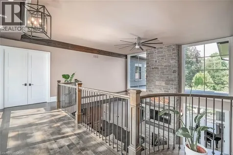 253 Rossmore Boulevard Burlington ON L7N 1R4