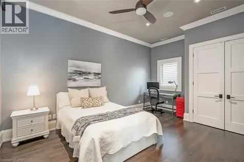 253 Rossmore Boulevard Burlington ON L7N 1R4