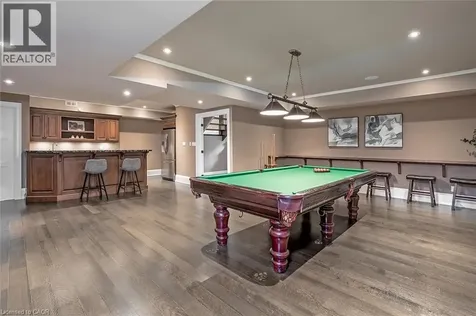 253 Rossmore Boulevard Burlington ON L7N 1R4